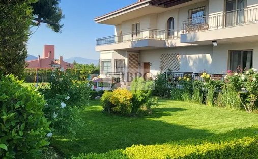 Villa in Kryoneri Municipal Unit, Attica, Greece 1
