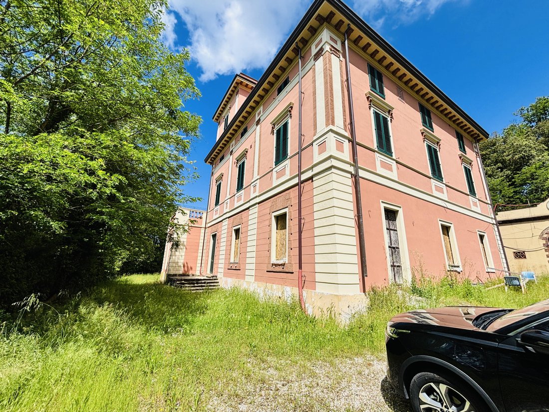 Villa in San Giuliano Terme, Tuscany, Italy 1 - 15653275