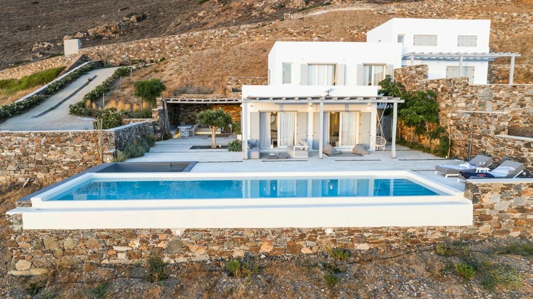 Villa in Syros, Aegean, Greece 2 - 14821564