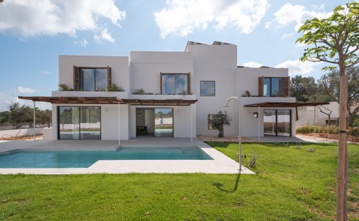 Villa in Palma, Balearic Islands, Spain 1