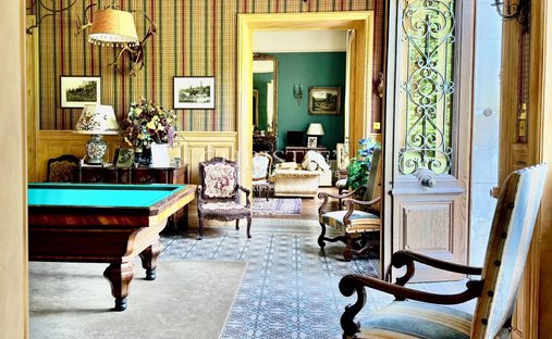 Vienne Department (86) 19th And 20th Century Chateau 345 Acres Of Land