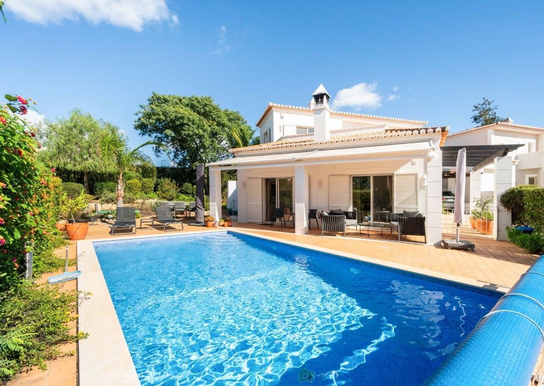 House in Lagoa e Carvoeiro, Algarve, Portugal 1 - 15654345