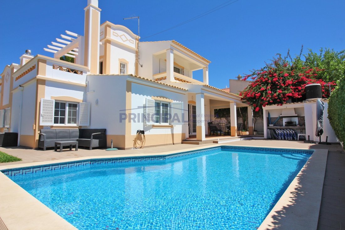 Villa in Guia, Algarve, Portugal 1 - 15585405