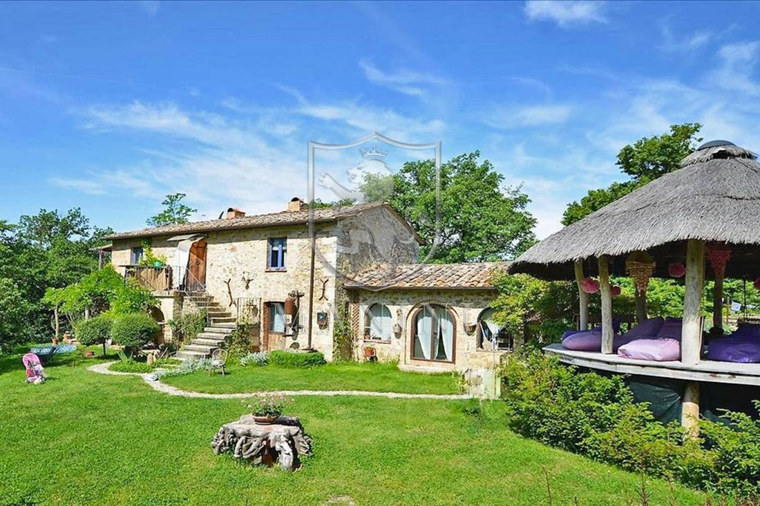 Country House in Trequanda, Tuscany, Italy 2 - 15656370