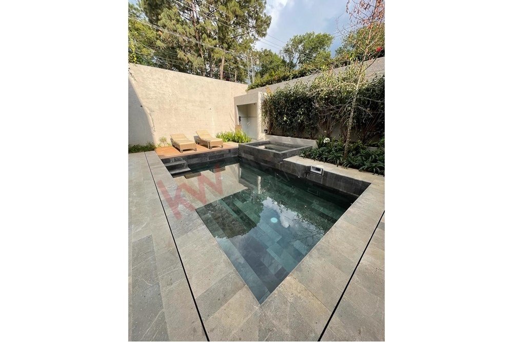 House in Valle de Bravo, State of Mexico, Mexico 5 - 15655245