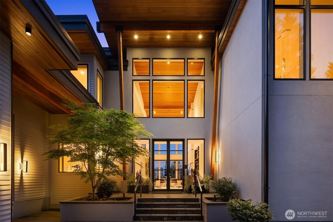 House in Bellevue, Washington, United States 2 - 15657043