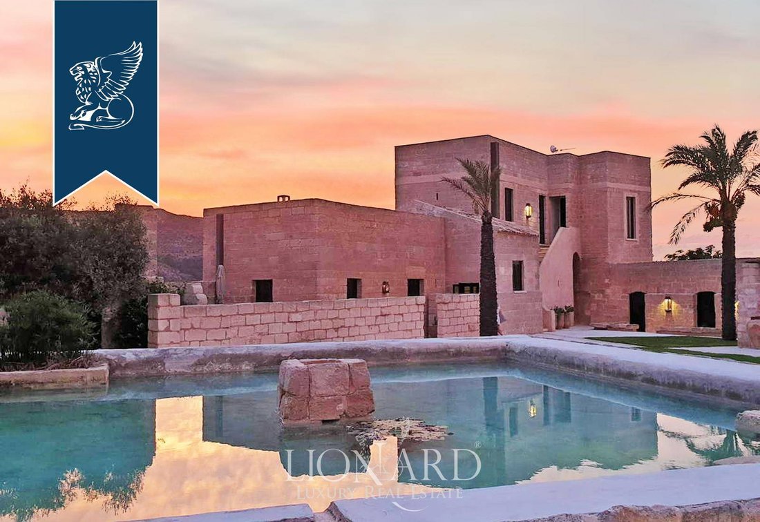 Villa in Favignana Island, Sicily, Italy 1 - 12381905