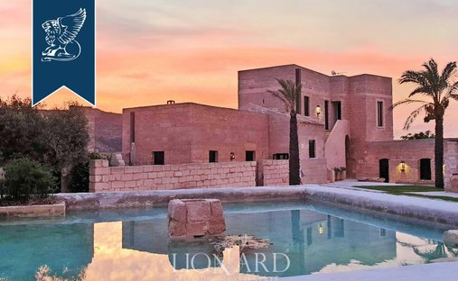 Villa in Insel Favignana, Sizilien, Italien 1