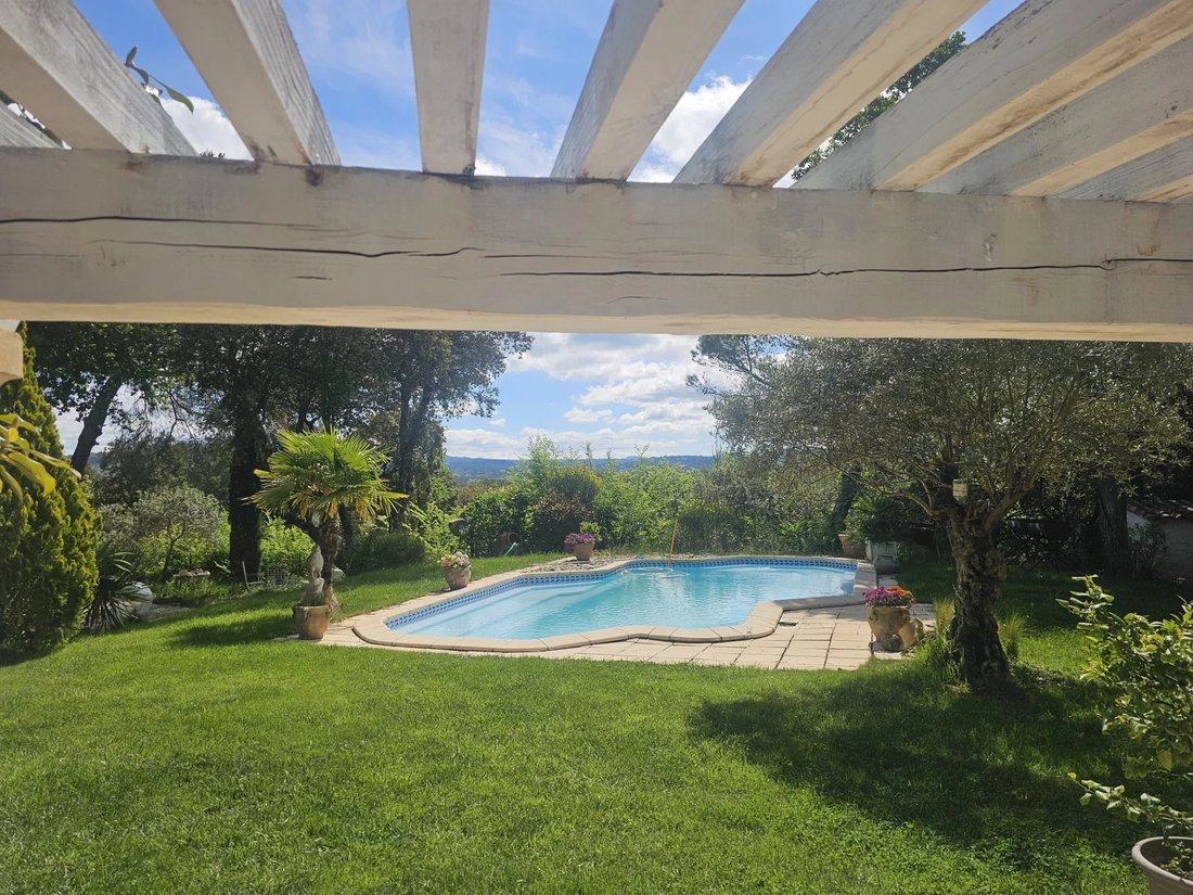 Villa in Jouques, Provence-Alpes-Côte d'Azur, France 5 - 15654443