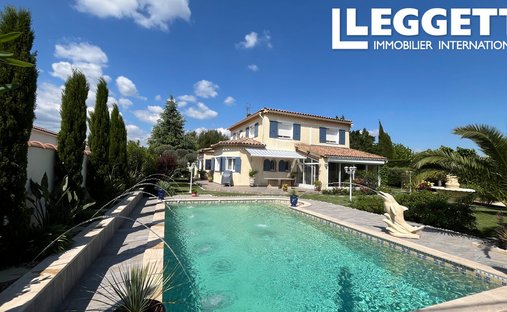 Villa in Rochefort-du-Gard, Occitanie, France 1