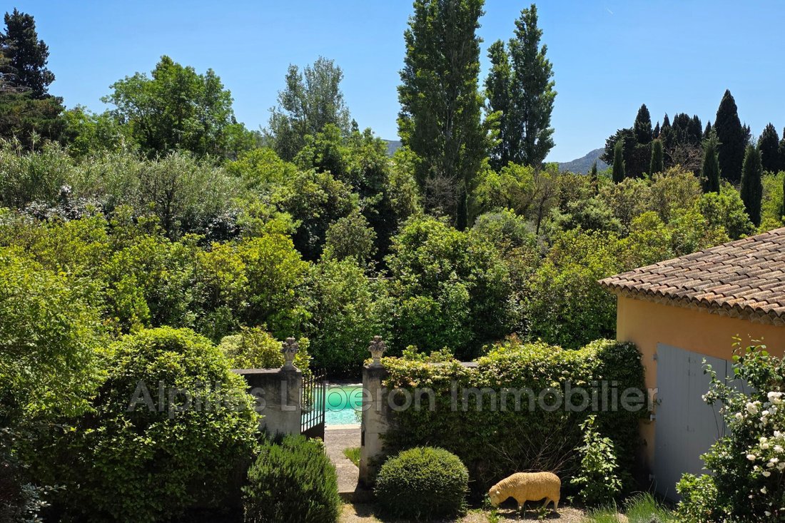 Villa in Eygalières, Provence-Alpes-Côte d'Azur, France 3 - 13505380