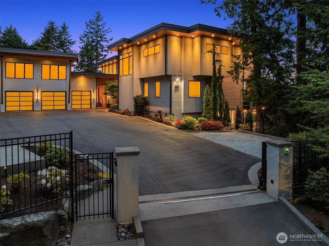 House in Bellevue, Washington, United States 1 - 15657043