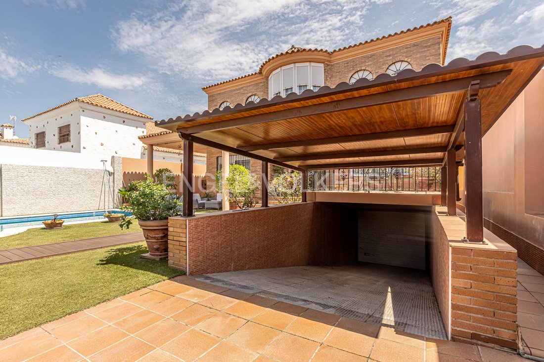 House in Utrera, Andalusia, Spain 2 - 15656100