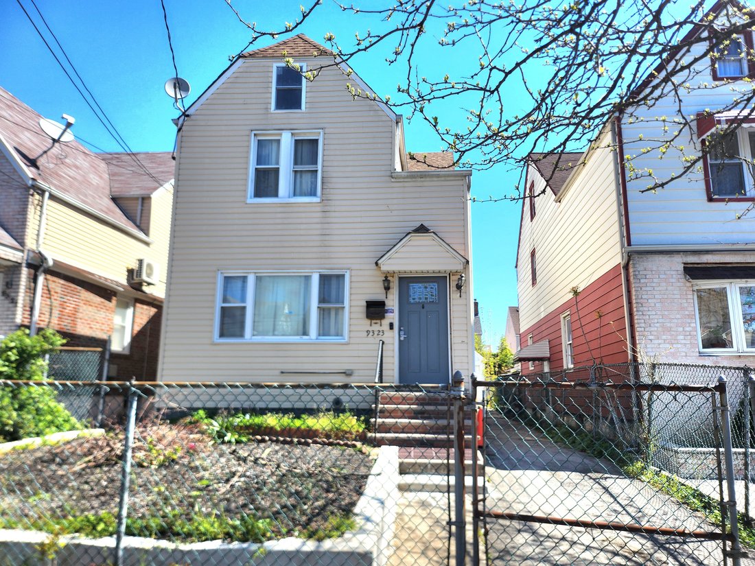 House in New York, New York, United States 2 - 14134576