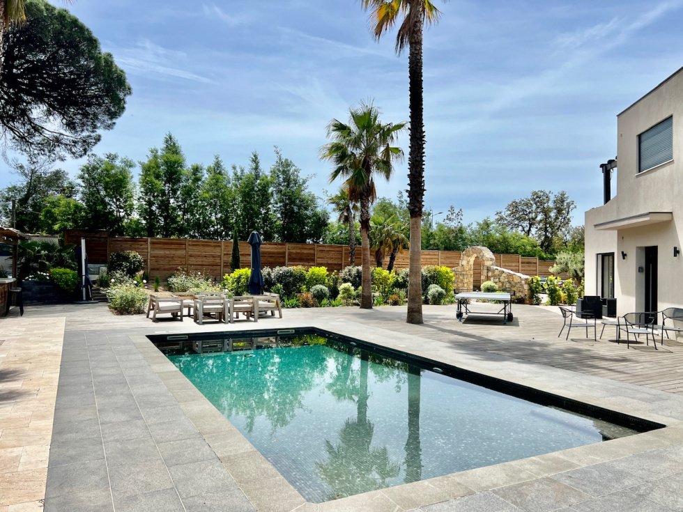 Villa in Grimaud, Provence-Alpes-Côte d'Azur, France 1 - 15654077
