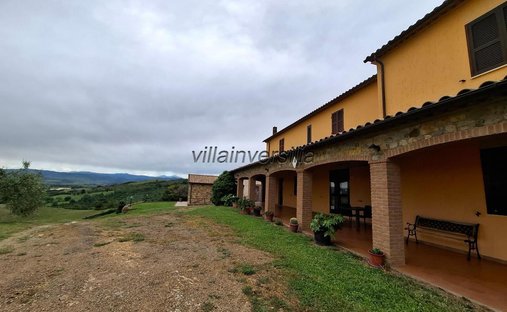 Country House in Manciano, Tuscany, Italy 1