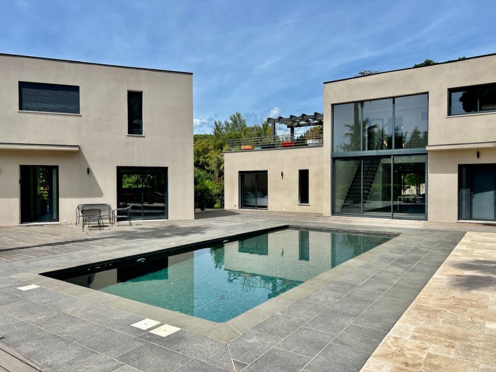 Villa in Grimaud, Provence-Alpes-Côte d'Azur, France 2 - 15654077