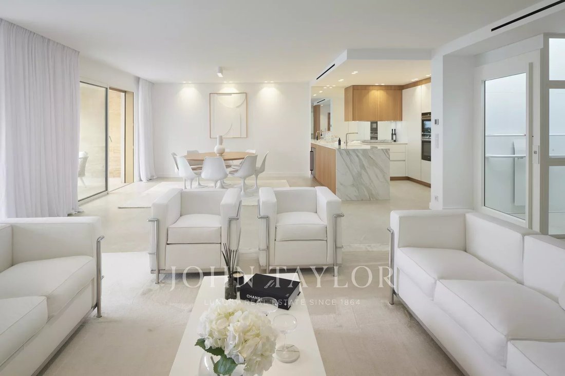 Apartment in La Californie, Cannes, France 3 - 14967179