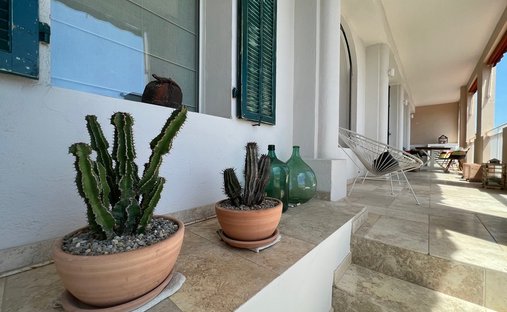 Apartment in Peripherie, Cassis, France 1