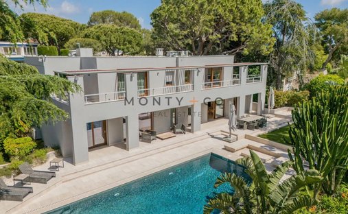 Villa in Saint-Jean-Cap-Ferrat, Provence-Alpes-Côte d'Azur, France 1