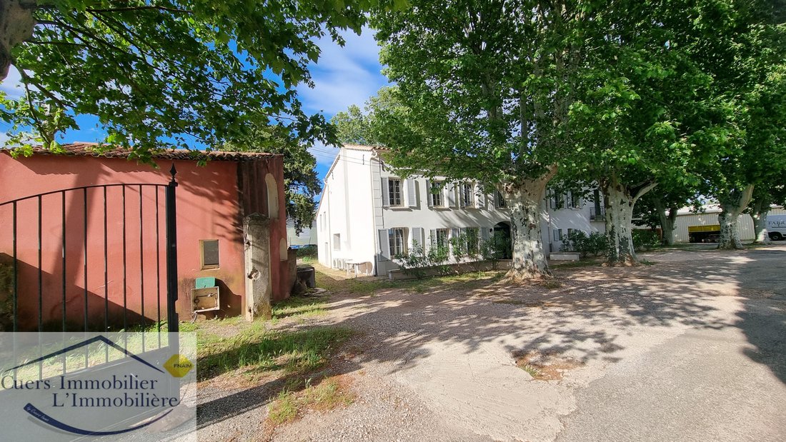 Estate in Pierrefeu-du-Var, Provence-Alpes-Côte d'Azur, France 2 - 15654148