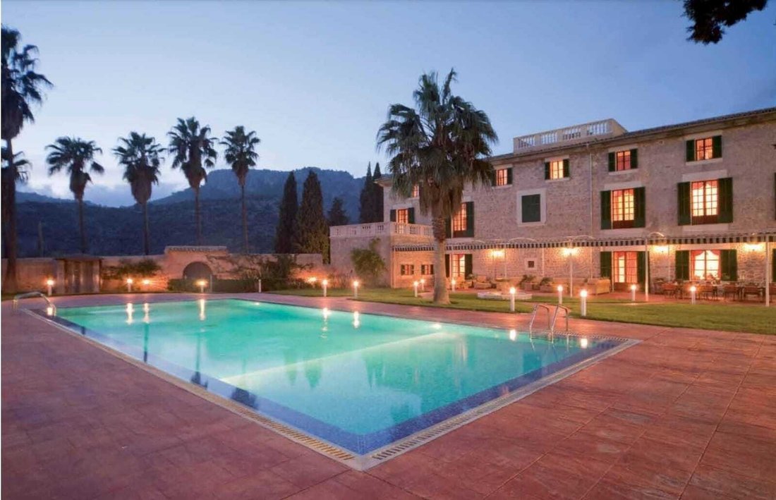 Villa in Puigpunyent, Balearic Islands, Spain 3 - 15658041