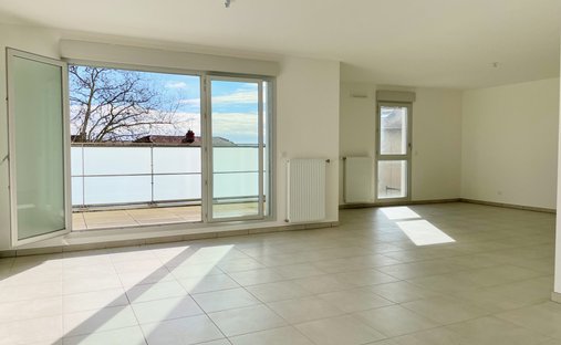 Apartment in Perica-La Roue, Rillieux-la-Pape, France 1
