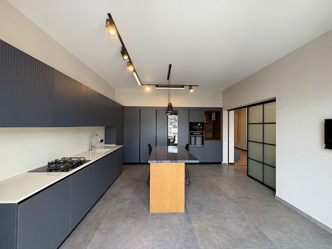 Stunning Luxury Penthouse Floors For Sale image