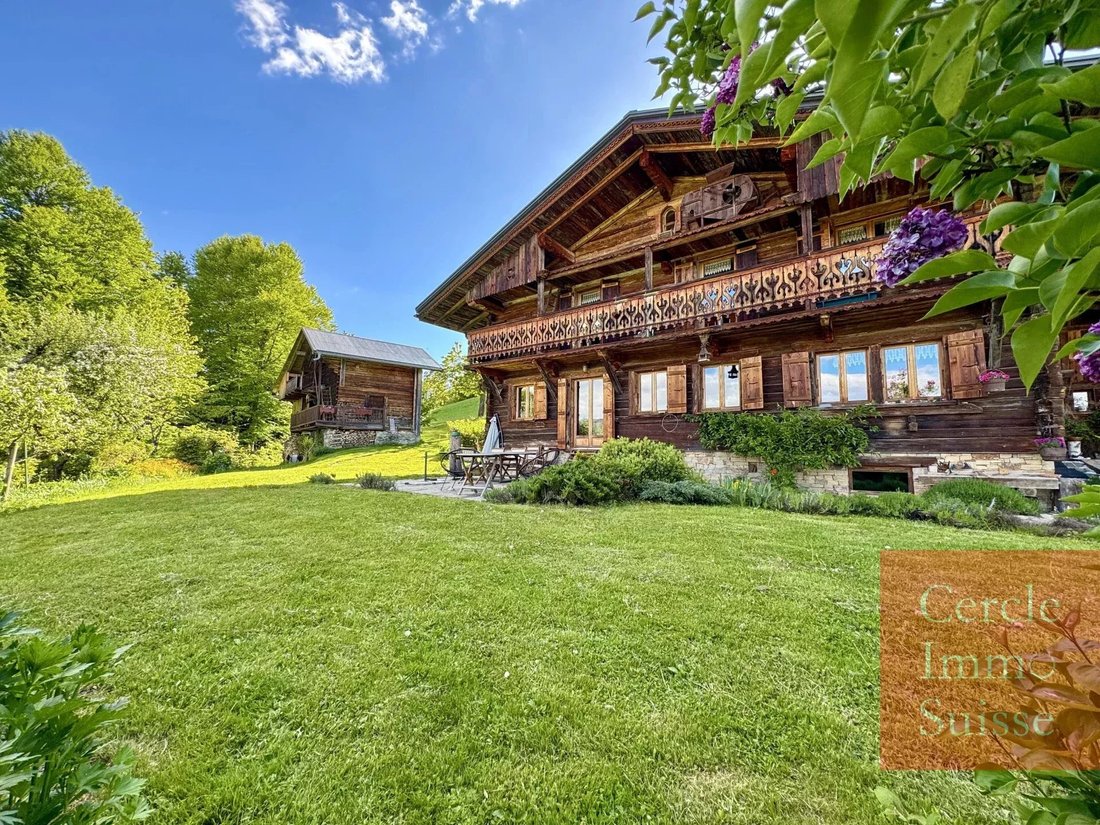Chalet in Saint-Nicolas-la-Chapelle, Auvergne-Rhône-Alpes, France 1 - 15658324