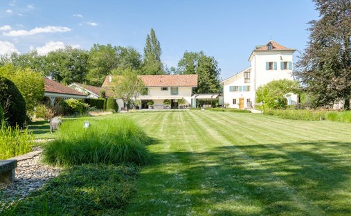 Castle for Sale in Choulex, Genève, Switzerland