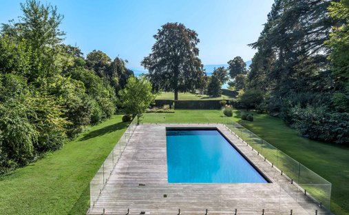 Castle for Sale in Versoix, Genève, Switzerland