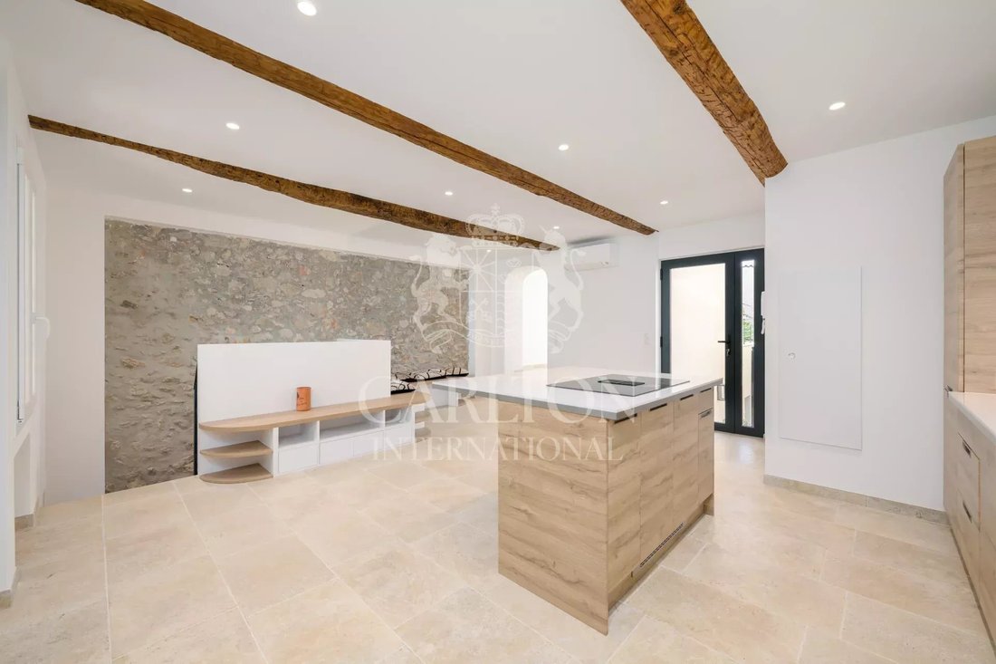Apartment in Vieille Ville, Antibes, France 2 - 15658250
