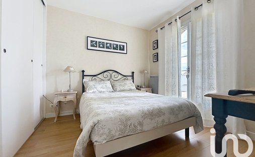 Castle for Sale in Maincy, Île-de-France, France