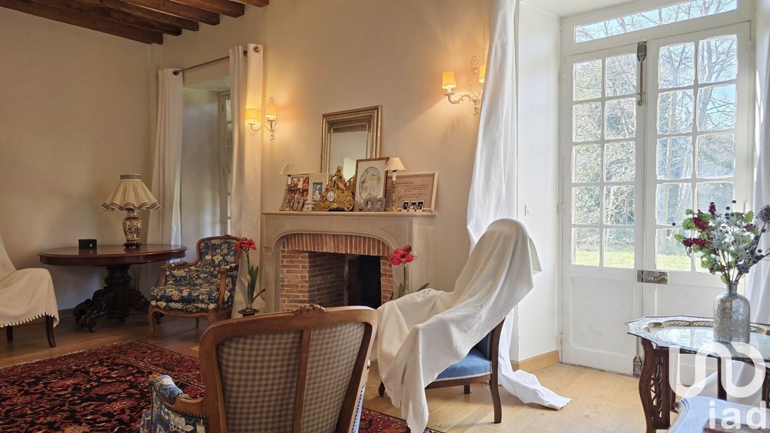 House in Freneuse, Ile-de-France, France 3 - 15663390
