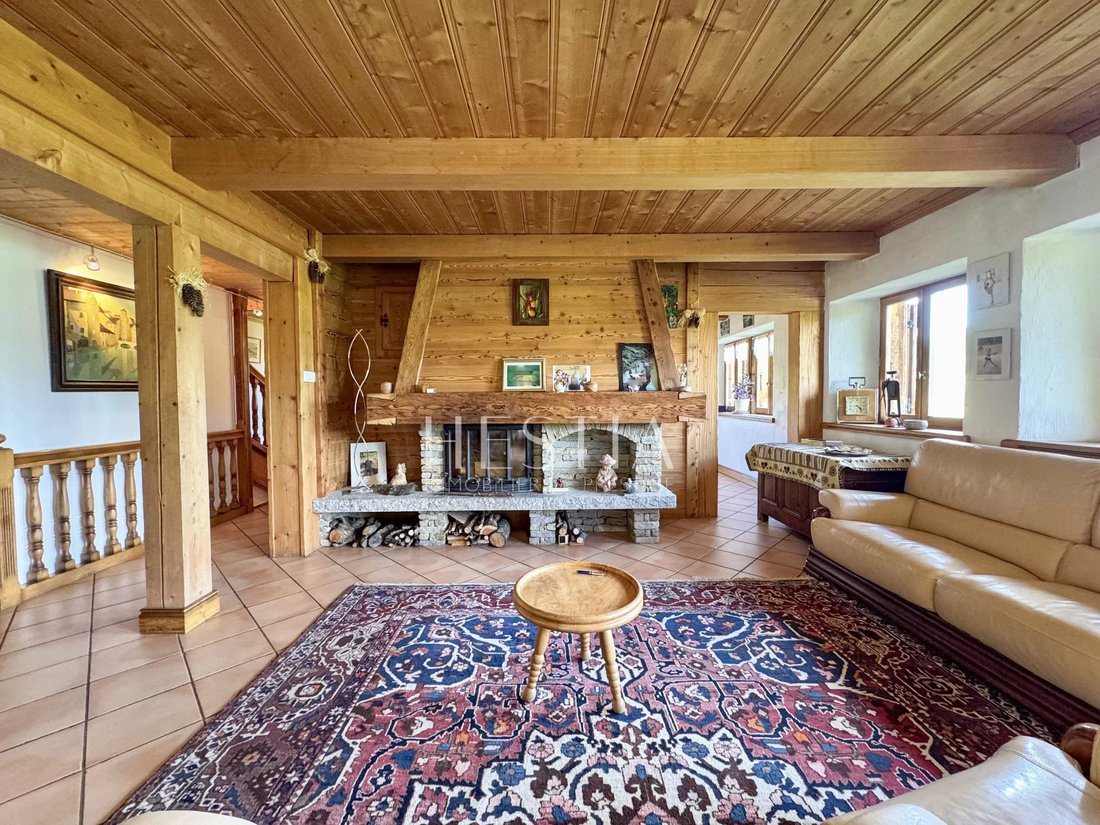 Chalet in Saint-Nicolas-la-Chapelle, Auvergne-Rhône-Alpes, France 4 - 15658603