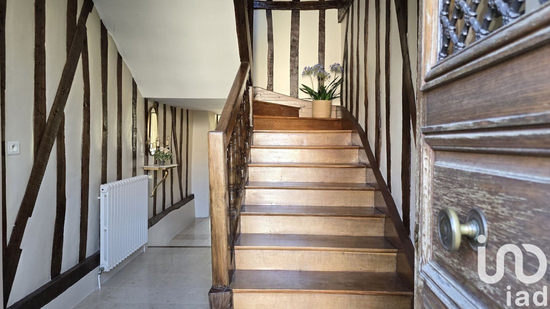House in Freneuse, Ile-de-France, France 2 - 15663390