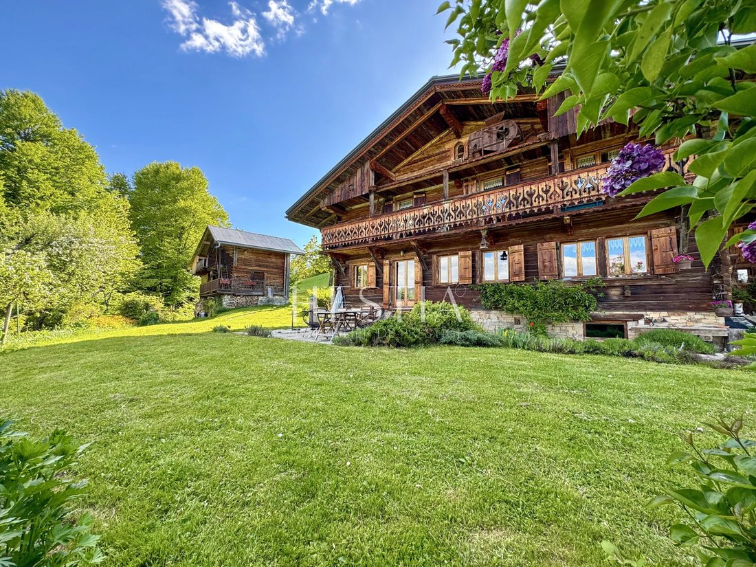 Chalet in Saint-Nicolas-la-Chapelle, Auvergne-Rhône-Alpes, France 3 - 15658603