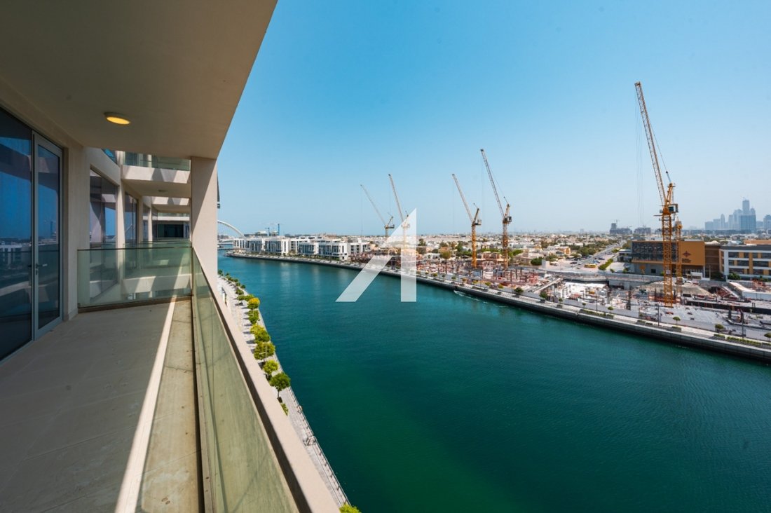 Apartment in Dubai, Dubai, United Arab Emirates 1 - 15658606