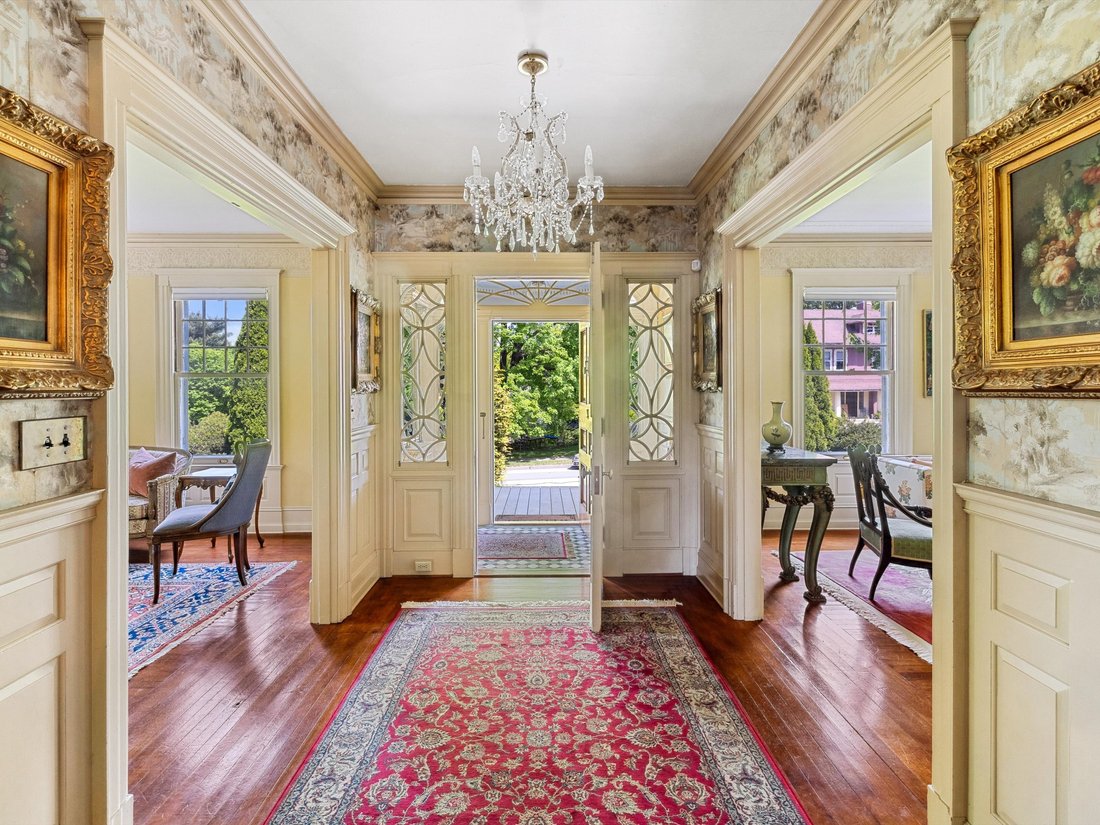 House in Worcester, Massachusetts, United States 3 - 15658552