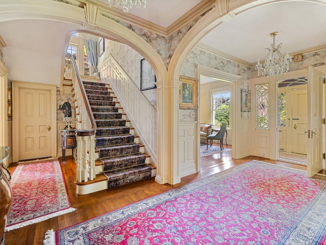 House in Worcester, Massachusetts, United States 5 - 15658552