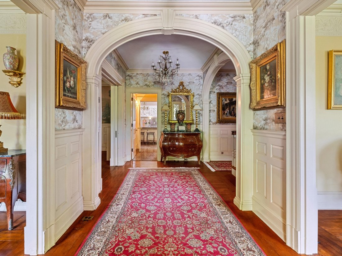 House in Worcester, Massachusetts, United States 4 - 15658552