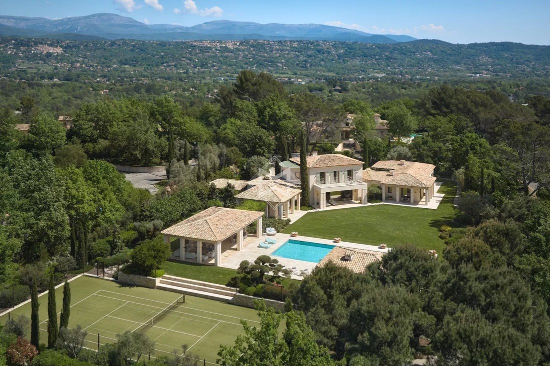 House in Tourrettes, Provence-Alpes-Côte d'Azur, France 1 - 15658621