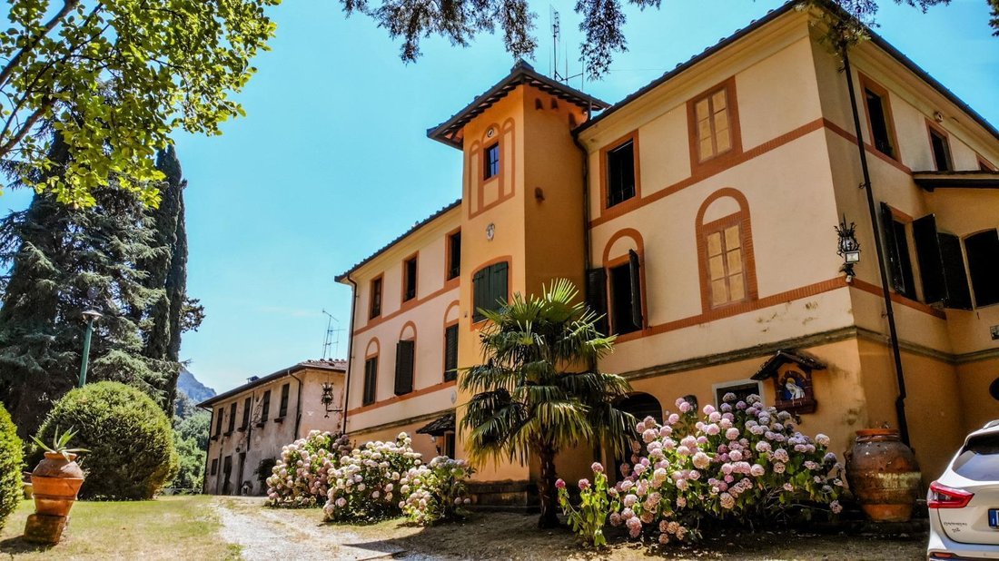 Villa in Historic Center, Viareggio, Tuscany 1 - 15658898