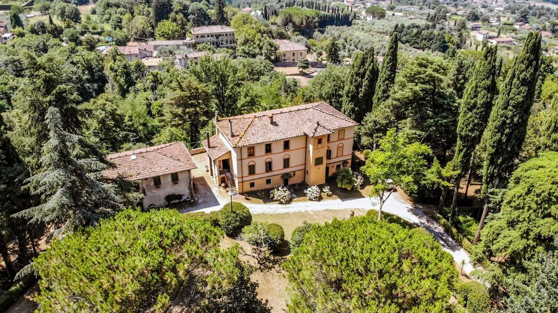 Villa in Historic Center, Viareggio, Tuscany 5 - 15658898