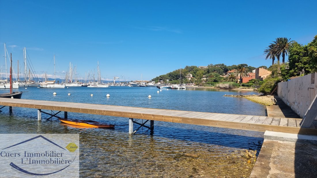 Apartment in Hyeres, Provence-Alpes-Côte d'Azur, France 3 - 15654140