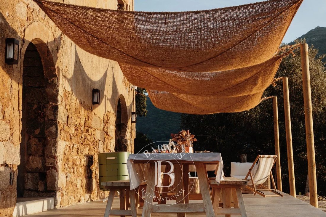 Villa in Fozzano, Corsica, France 3 - 13854825