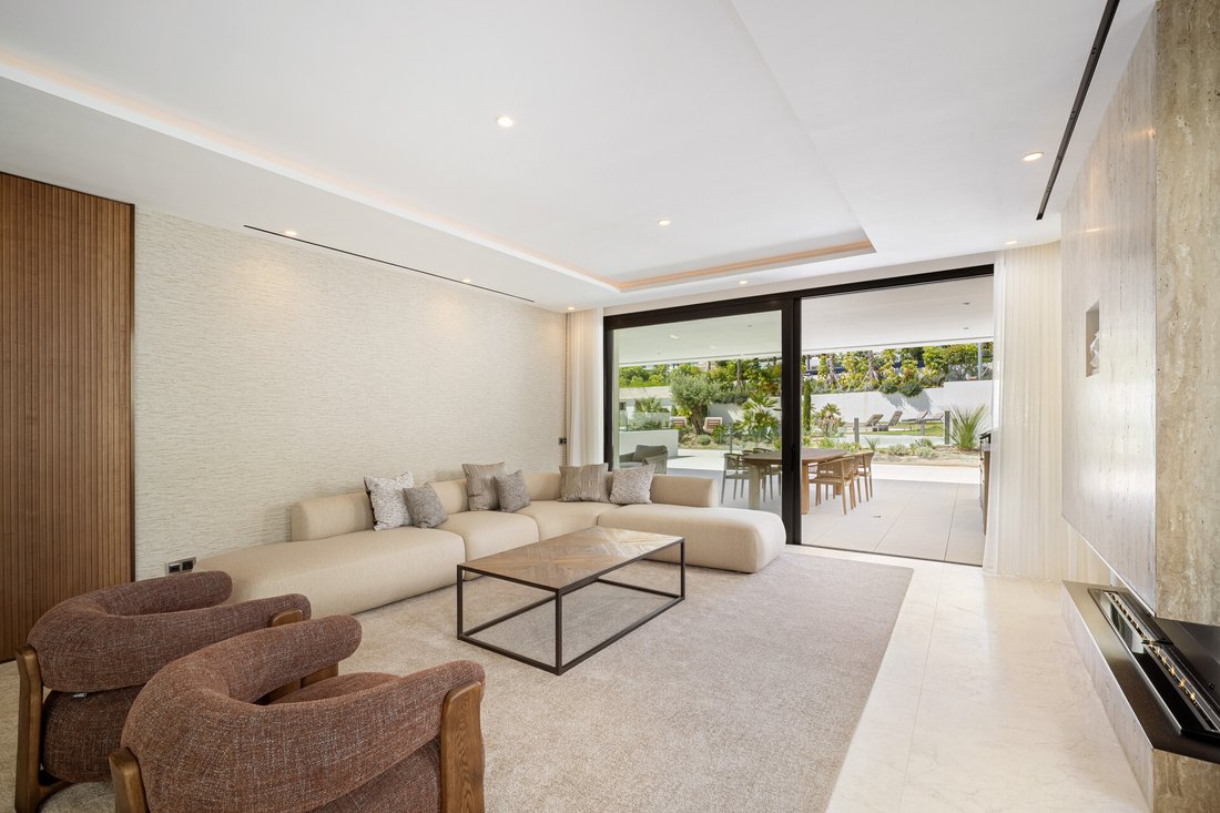 Apartment in Marbella, Andalusia, Spain 5 - 15661902