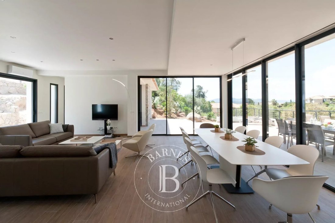 Villa in Zonza, Corsica, France 4 - 12952650