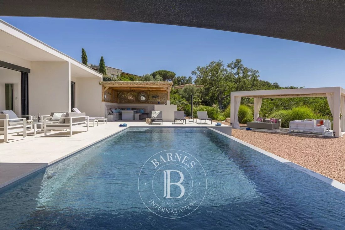 Villa in Zonza, Corsica, France 4 - 12953535