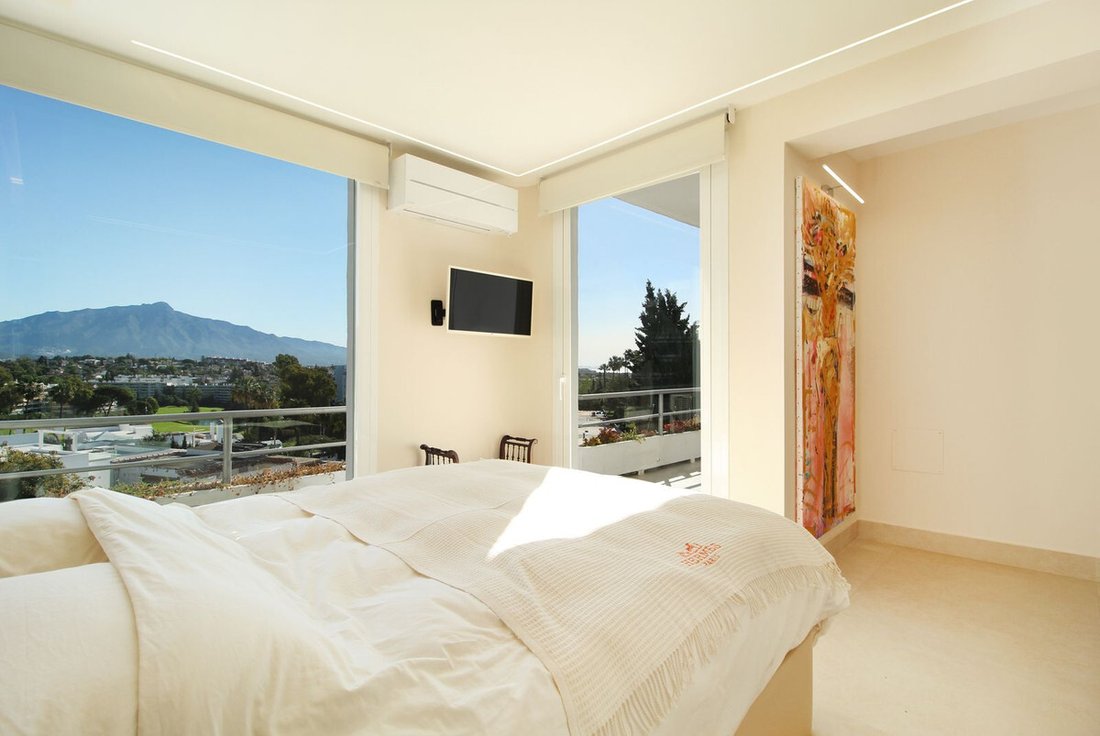 Apartment in Guadalmina Alta, San Pedro de Alcantara, Spain 4 - 15659366